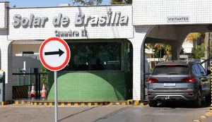 Alexandre de Moraes determina vigilância integral de Bolsonaro pela polícia penal