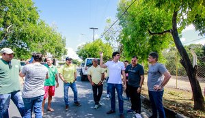 Prefeito Rui Palmeira entrega obras de pavimentação na Serraria
