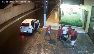 Vídeo mostra torcedor do ASA sendo agredido por pessoas com camisa do CRB