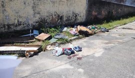 Polícia Científica vai analisar artefatos de bomba que explodiu e destruiu mão de morador de rua no Centro de Maceió