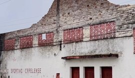 Capela registra mais um prédio antigo que desaba com o temporal; por pouco não houve uma tragédia