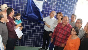 Professora Graça e vereadores acompanham homenagem a ex-craque do ASA