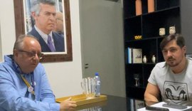 Mais Médicos 3: Em Coité do Nóia, prefeito recebe diretor da Uninassau e declara apoio a instituição