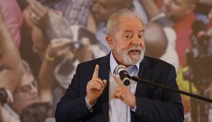 Lula lidera com 41% contra 24% de Bolsonaro, diz Exame/Ideia