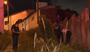 Corpo de jovem assassinada é abandonado em ladeira no Poço