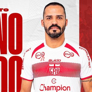 CRB acerta renovação de Anselmo Ramon e contrata quatro jogadores nesta