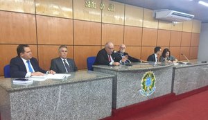 Rachaduras “chegaram” em mais um bairro de Maceió?