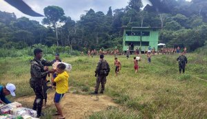Governo distribui 4 toneladas de alimentos para comunidades yanomami