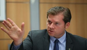 Jornalista Davi Soares é ofendido por ministro do Turismo