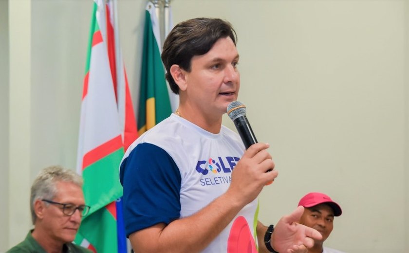 Prefeito Marcelo Beltrão anuncia reajuste do magistério em 13% e de R$ 500 para auxiliares de classe