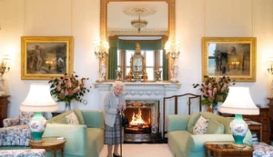 Rainha Elizabeth II morre aos 96 anos e encerra reinado mais longo do Reino Unido