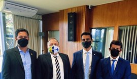 JHC discute com ministro da saúde Plano de Vacinação em Maceió e visita Anvisa