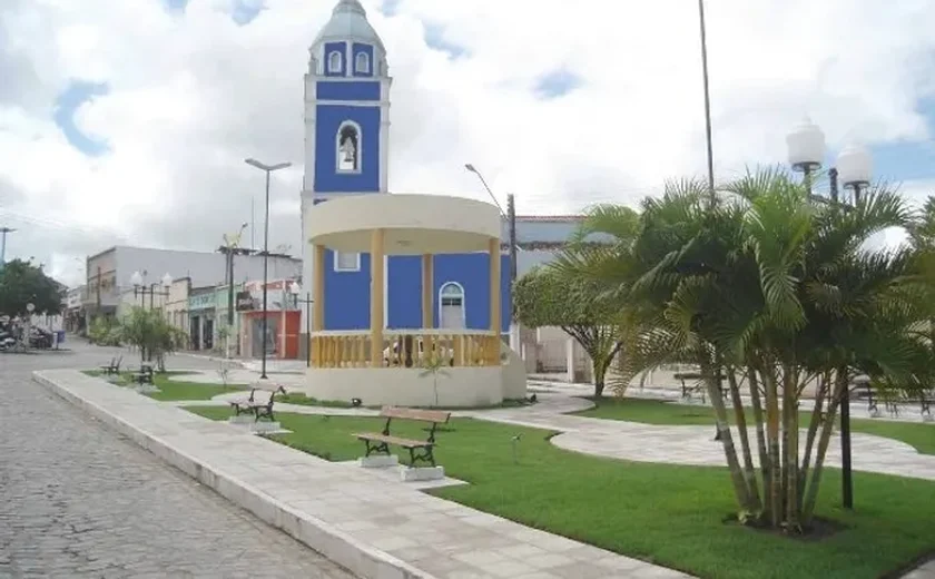 Homem é preso por tráfico de drogas após perseguição policial e abandono de bebê em Limoeiro de Anadia