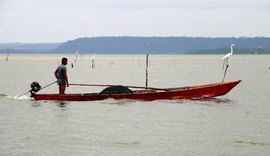Sem trabalho, pescadores vivem com dificuldades