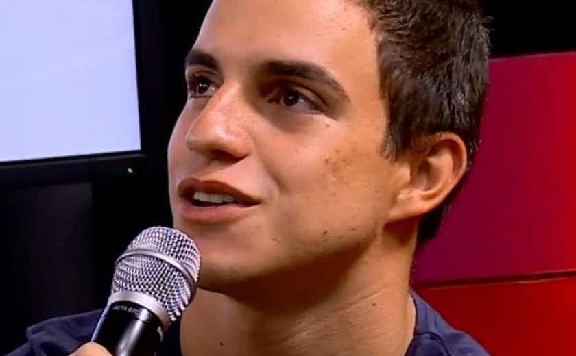 'BBB 17': Manoel se decepciona com Roberta e critica Rômulo: 'É um falso'
