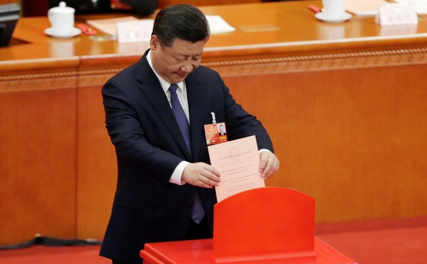 Presidente da China pode ficar no mandato por tempo indeterminado