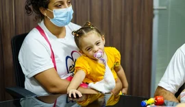 Remédio de Maria Helena deve ser aplicado este mês