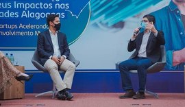 Relator da Lei do Governo Digital, Rodrigo Cunha participa de seminário no Sebrae AL