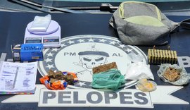 PM efetua prisões por tráfico de drogas e cumprimento de mandado