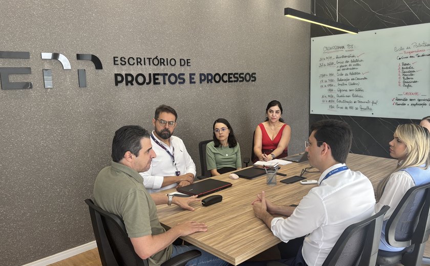 Seplag visita Reitoria da Uneal para conhecer modelo de gestão do Escritório de Projetos e Processos