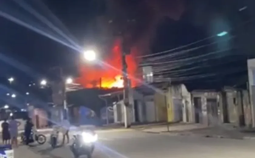 Incêndio em oficina deixa prejuízo de R$ 400 mil e dono cria vaquinha on-line para reconstruir negócio