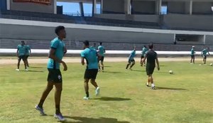 CSA realiza treino no estádio Rei Pelé