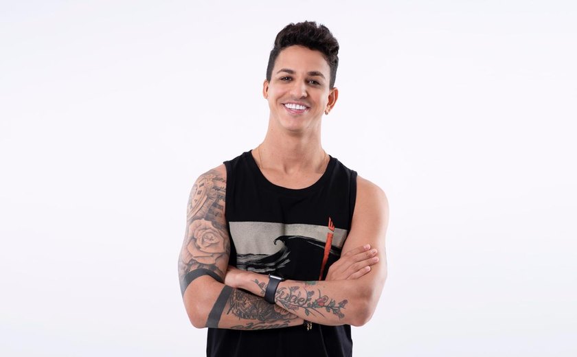Cantor Bruninho comemora 10 anos de carreira solo com projeto ‘Sem limites’