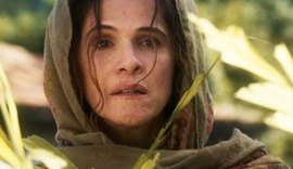'Novo Mundo': Morte de Elvira é falsa! Atriz é raptada e desperta após velório