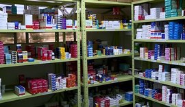 Famílias gastam 12 vezes mais com medicamentos do que o governo federal