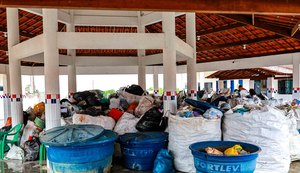 Plastitroque em Coqueiro Seco coleta quase 2 toneladas de resíduos plásticos