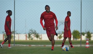 CRB pode ter alterações para duelo contra o Vitória