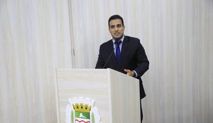 Vereadores fecham apoio e antecipam reeleição de Galba Netto à presidência da Câmara