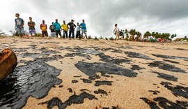 Manchas de óleo: ações do governo federal são tardias, dizem deputados