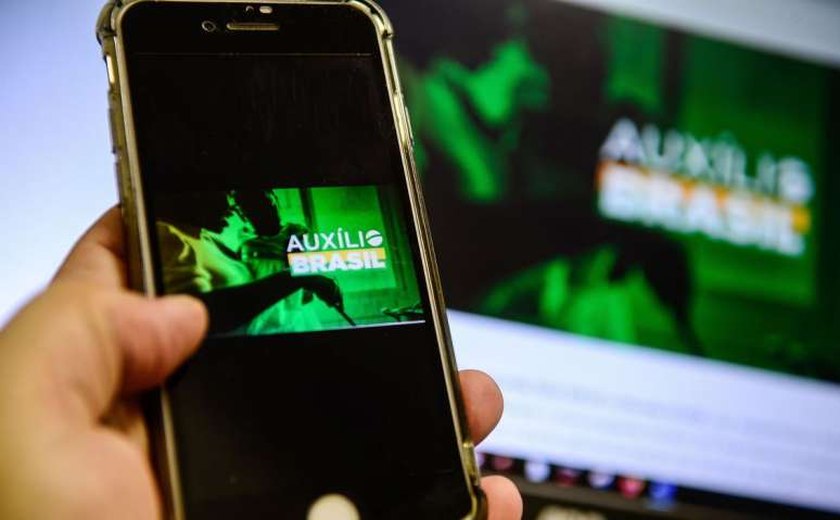 Calendário de pagamento do Auxílio Brasil do mês de janeiro termina nesta segunda (31)