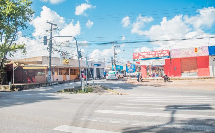 SMTT inicia ações educativas e de orientação no binário do Eustáquio Gomes