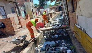 Desenvolvimento Sustentável inicia limpeza de canal na comunidade da Brejal