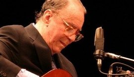 Advogada diz que situação de João Gilberto é de 'miserabilidade'