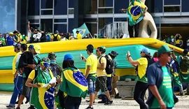 Cientista político vê onda bolsonarista enfraquecida após condenação