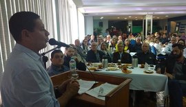Governo de Bolsonaro acabaria com 13º