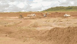 Implantação: obras seguem avançando com pre-stripping do Projeto Serrote