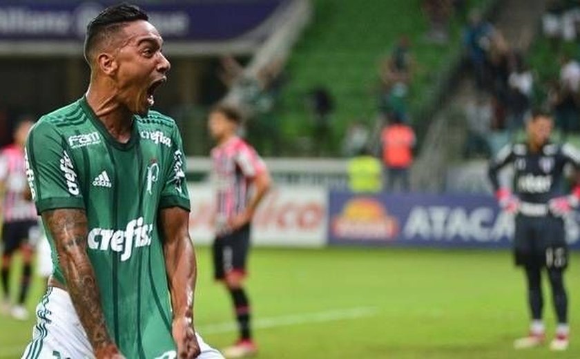 Palmeiras vence São Paulo e volta à liderança geral do Paulistão