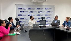 Instalação de placas de balneabilidade em praias de Maceió é discutida em reunião