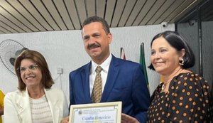 Prefeito Marlan é homenageado em Palmeira dos Índios