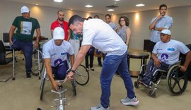 Paratletas recebem cadeiras de rodas de alta performance do Governo de Alagoas