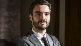 Ator Caio Blat é confirmado em série da BBC sobre o crime organizado