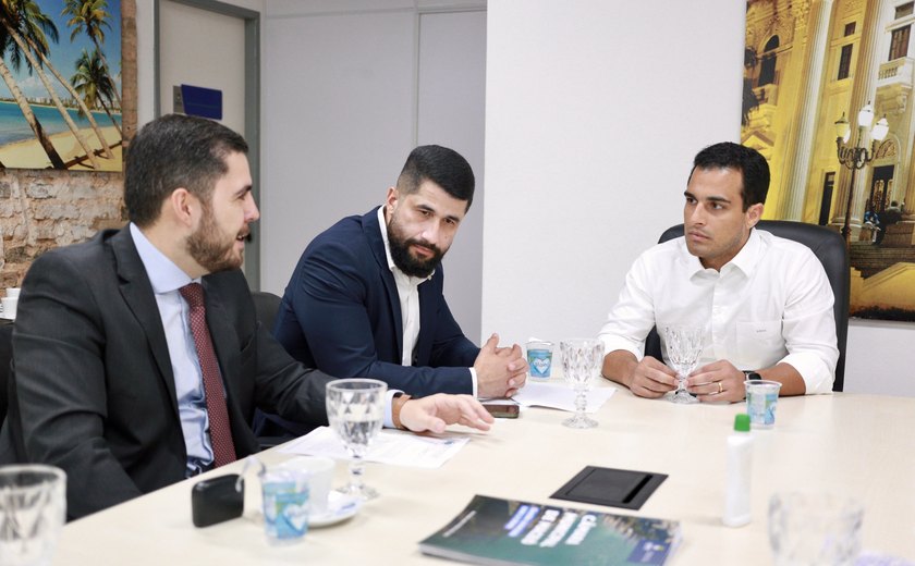 Reunião discute ordenamento para a atividade de clubes de tiro em Maceió