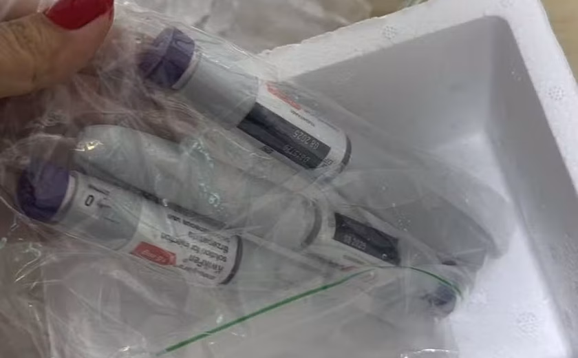 Sem aval, clínicas de estética oferecem caneta emagrecedora Mounjaro em dose fracionada e até por delivery