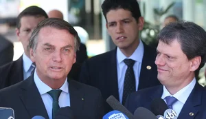 Jair Bolsonaro indica Tarcísio e mais 14 testemunhas em processo no STF