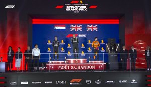 Russell vence e McLaren é decacampeã da F1; Bortoleto é 17º