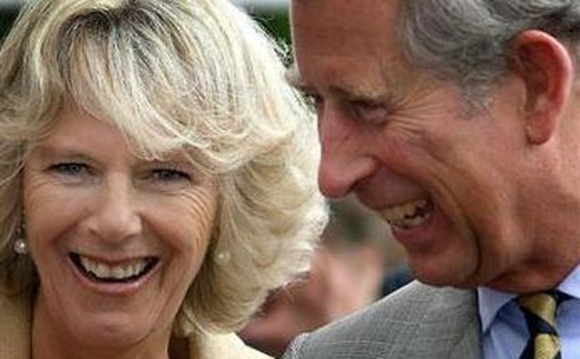 Chega ao fim casamento de príncipe Charles e Camilla Parker, diz revista